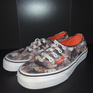 Woman’s 7.5 Cat Vans